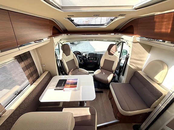 Adria Coral 670 SL 14 of 17
