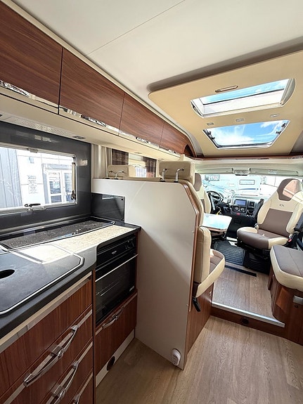 Adria Coral 670 SL 12 of 17