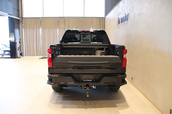 Chevrolet Silverado 1500 6 of 19