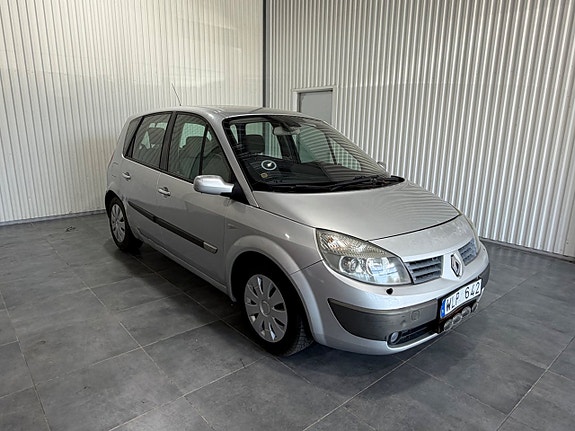 Renault Scenic 2 of 5
