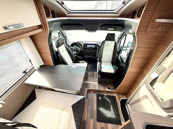 Weinsberg Caracompact 640 Mercedes 16 of 20