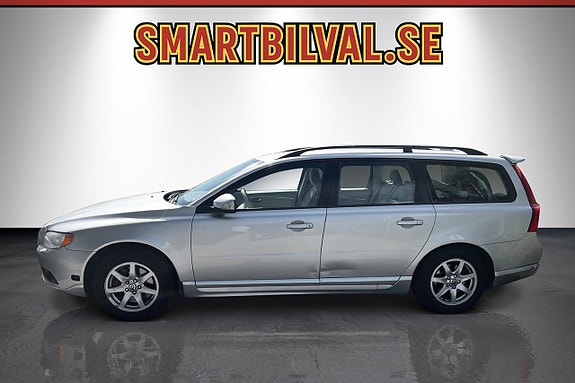 Volvo V70 2 of 26