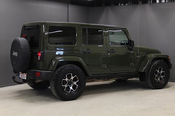 Jeep Wrangler Unlimited 5 of 5