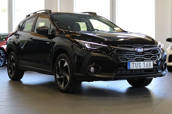 Subaru Crosstrek 2 of 5