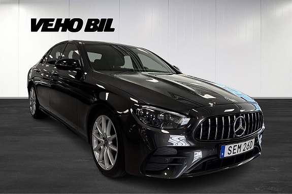 Mercedes-Benz E220 2 of 13