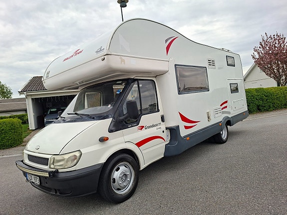 Ford Transit T 350 LYX HUSBIL Grandduca 77 Living 6-Bäddar 7-Sits