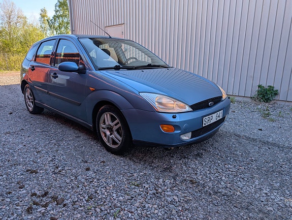 Ford Focus 2 of 5