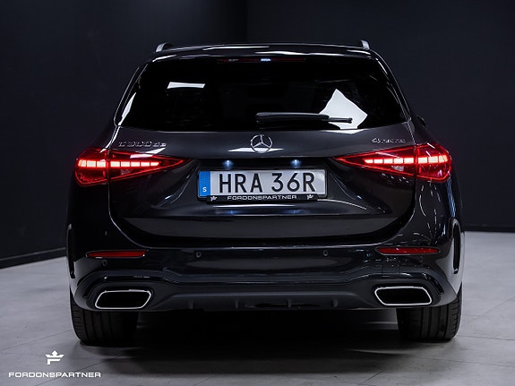 Mercedes-Benz C300 12 of 30