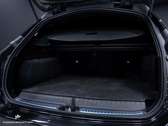 Mercedes-Benz C300 14 of 30