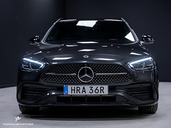 Mercedes-Benz C300 2 of 5