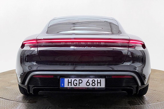 Porsche Taycan Turbo 8 of 30