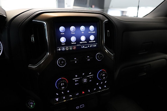 Chevrolet Silverado 2500 17 of 26