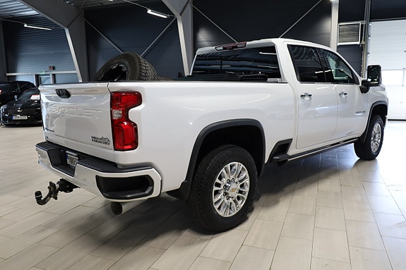 Chevrolet Silverado 2500 7 of 26