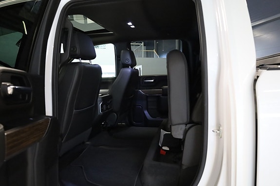 Chevrolet Silverado 2500 15 of 26