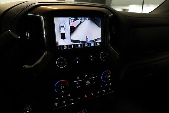 Chevrolet Silverado 2500 18 of 26