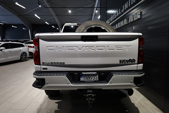 Chevrolet Silverado 2500 5 of 5