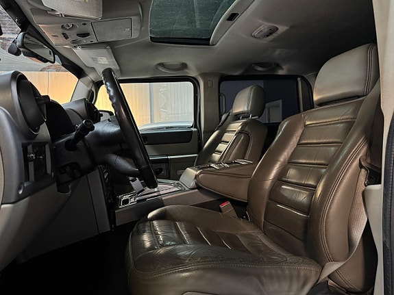 Hummer H2 16 of 17