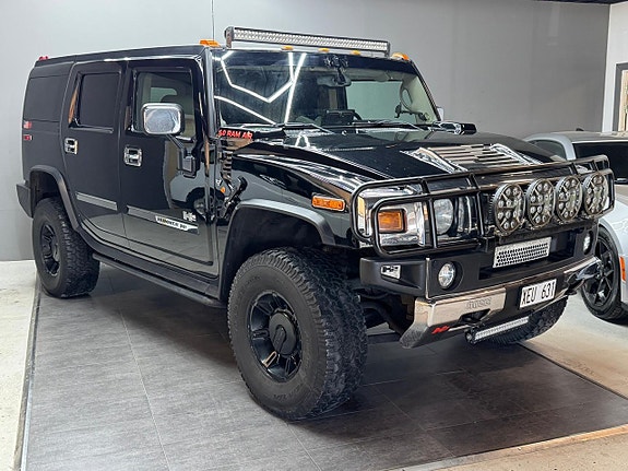 Hummer H2 2 of 17