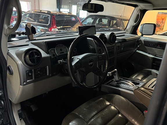 Hummer H2 7 of 17