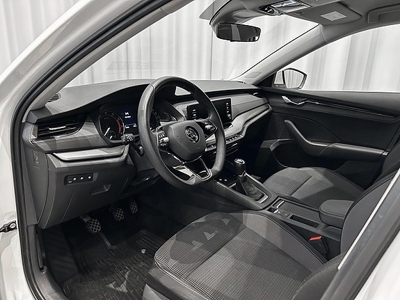 Skoda Octavia 9 of 14