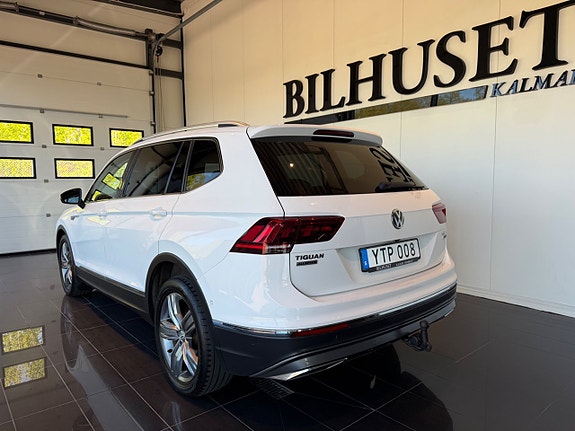 Volkswagen Tiguan Allspace 3 of 5