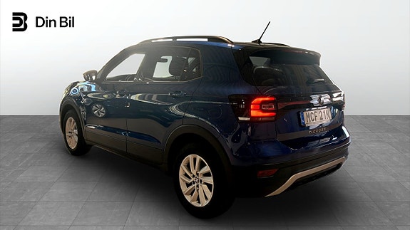 Volkswagen T-Cross 3 of 5
