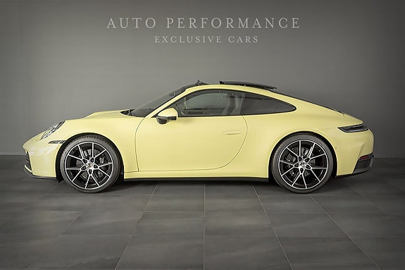 Porsche 911 2 of 5
