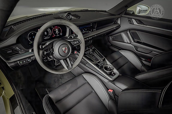 Porsche 911 5 of 5