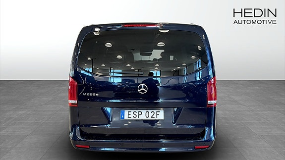 Mercedes-Benz V220 d 7 of 9