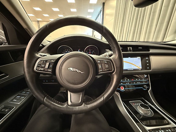 Jaguar XF 14 of 15