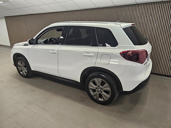 Suzuki Vitara 4 of 5