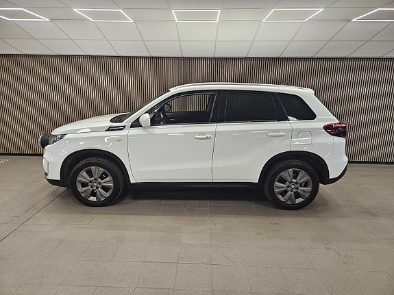 Suzuki Vitara 3 of 5