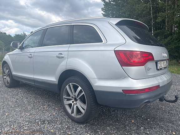 Audi Q7 7 of 29