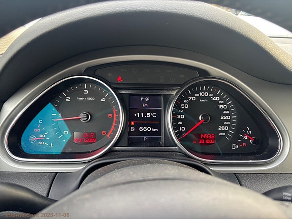 Audi Q7 11 of 29