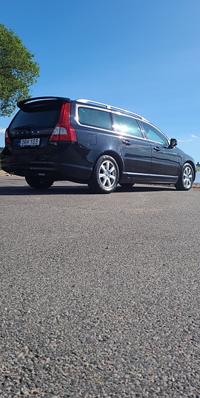 Volvo V70 11 of 11