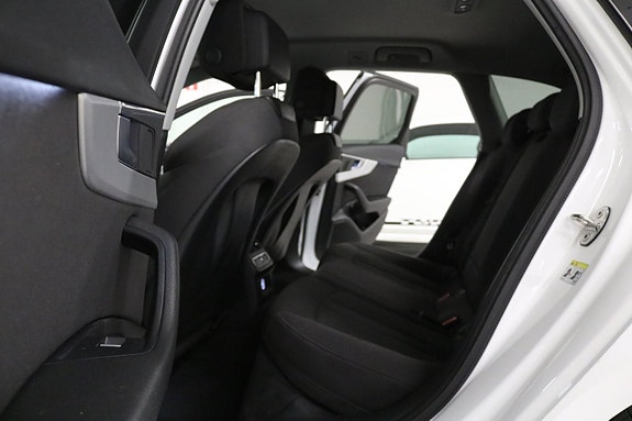 Audi A4 15 of 28