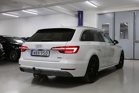 Audi A4 6 of 28