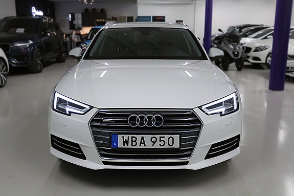 Audi A4 4 of 5