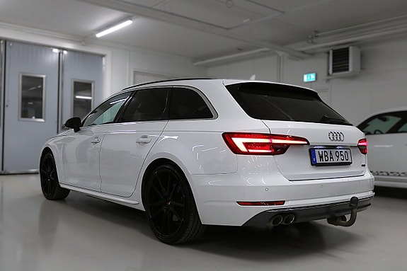 Audi A4 8 of 28