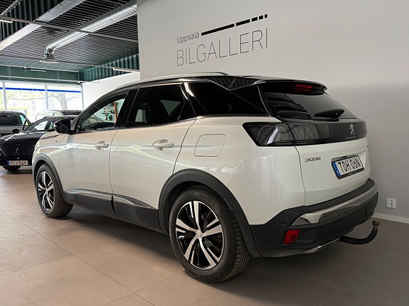 Peugeot 3008 3 of 5