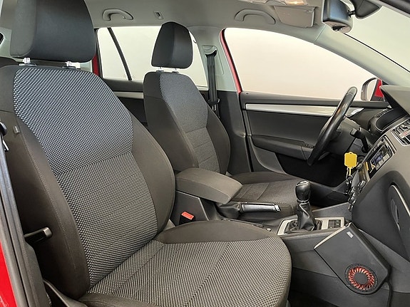 Skoda Octavia 16 of 21