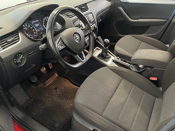 Skoda Octavia 15 of 21