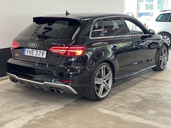 Audi S3 6 of 23