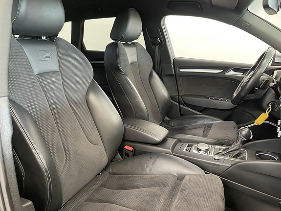 Audi S3 15 of 23