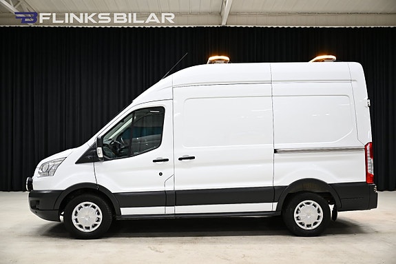 Ford Transit 3 of 5