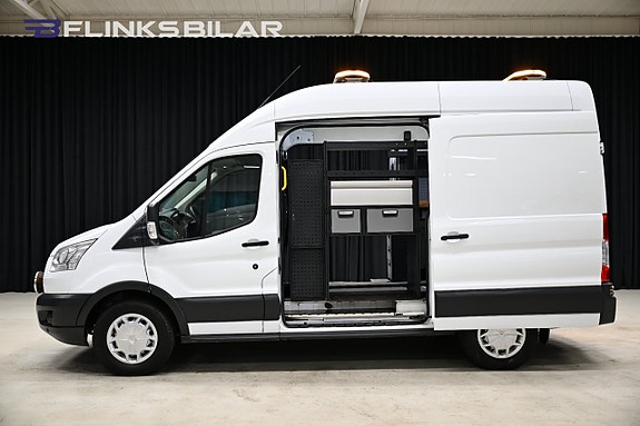 Ford Transit 2 of 5