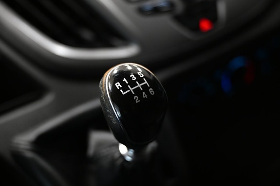 Ford Transit 21 of 29