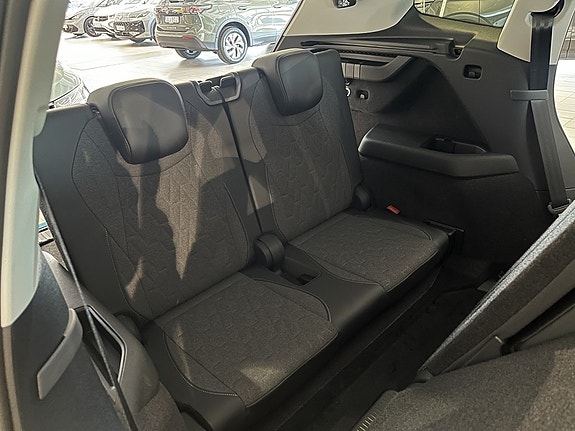 Volkswagen Tayron 11 of 17