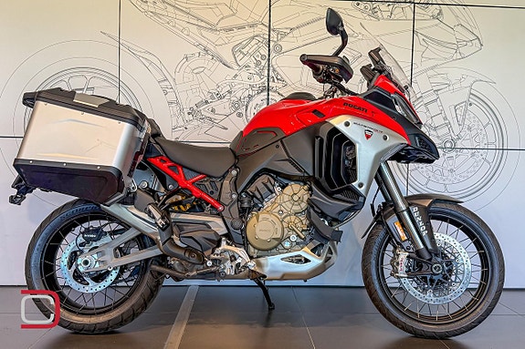 Ducati Multistrada V4 Rally Travel & Radar