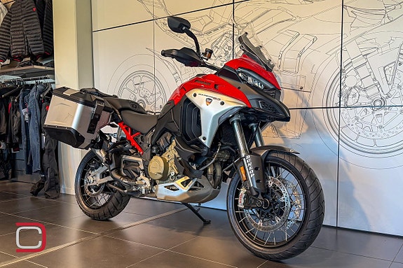 Ducati Multistrada V4 Rally Travel & Radar 3 of 5